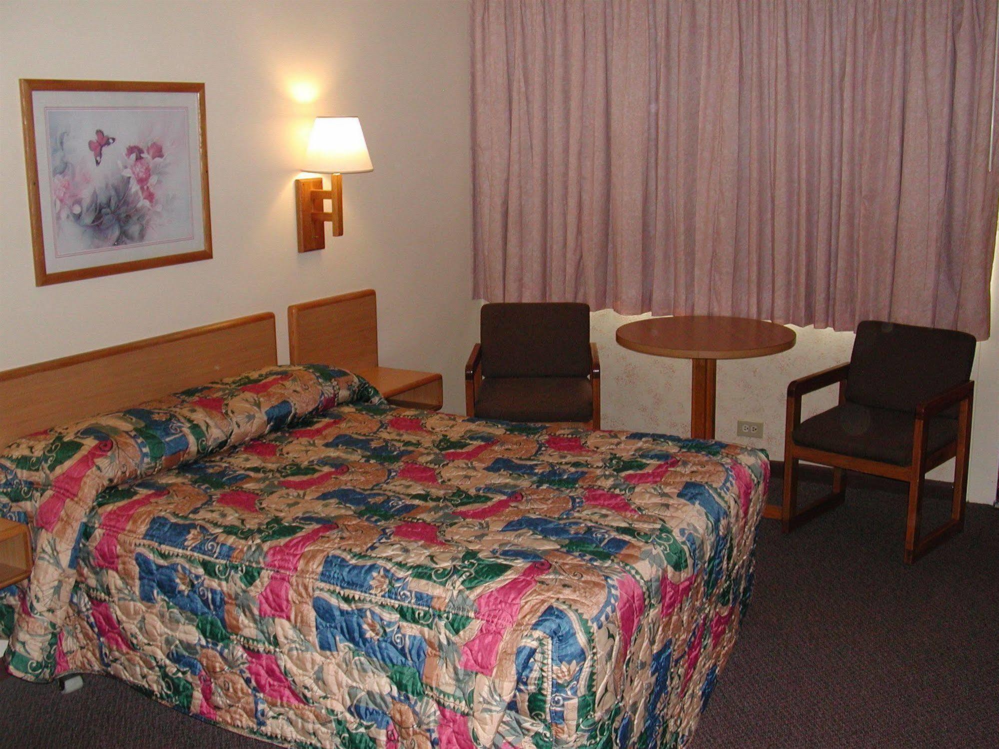 Heart O' Chicago Motel Екстериор снимка