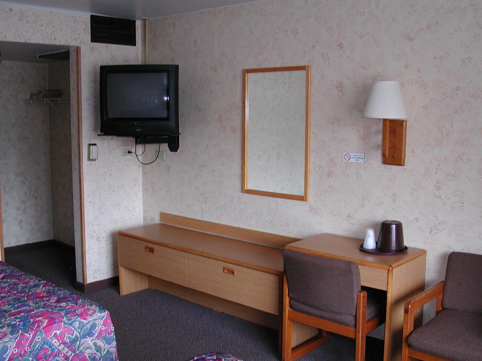 Heart O' Chicago Motel Екстериор снимка